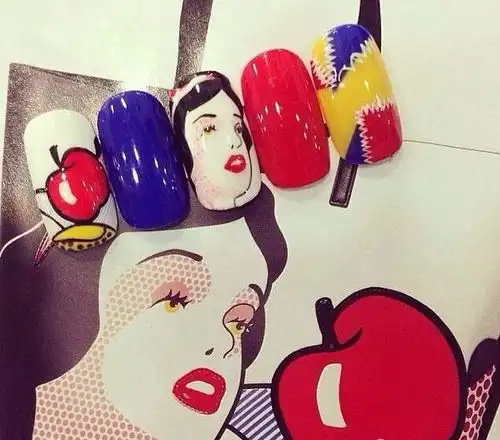 valentino童话系列白雪公主图案满足你的少女心