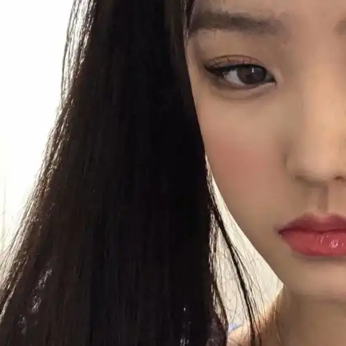 黑色系头像唯美温柔
