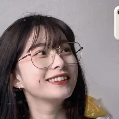 高级微信头像女,2024超美的女头精致十足