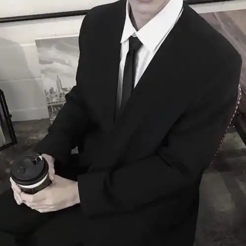 西装头像男冷酷帅气