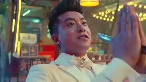拥有主角光环的公寓众人,都能空手接白刃,这技能真牛