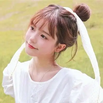 白色治愈系女生头像图片