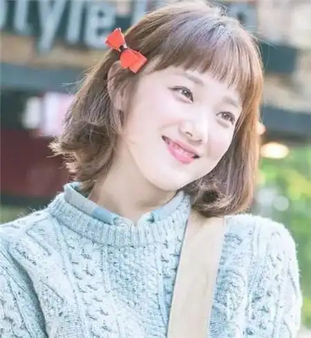 萌系甜美女生头像沈梦辰