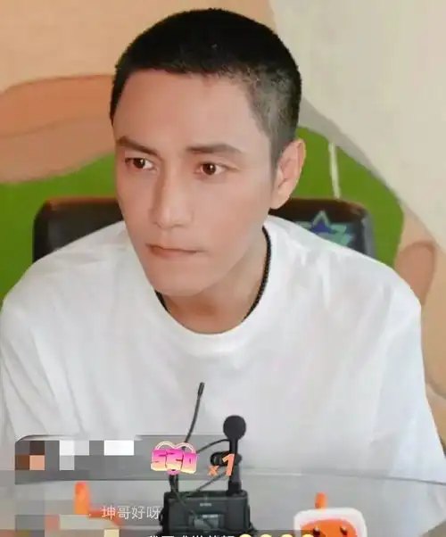 45岁陈坤无滤镜近照曝光禁欲,是中年男人最高级的性感