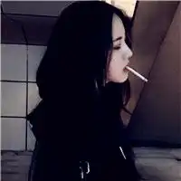 无聊了,寂寞了抽支香烟吧,伤感颓废女生头像抽烟的