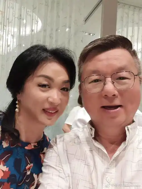 邓丽君经纪人癌症病逝,曾捧红孙楠和辛欣,确诊到离世不足一月