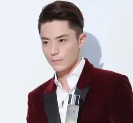 明明是富二代,却还要进演艺圈拼命赚钱的明星们