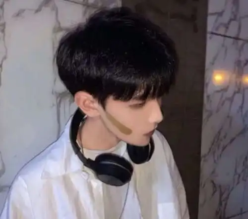 emo男生头像真人