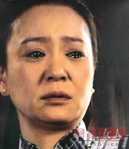 胡杏儿痛哭表情像囧明星哭相很坑爹