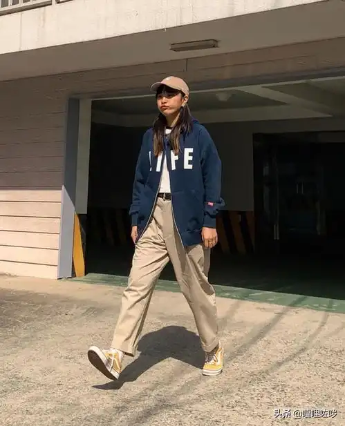 初春女生穿搭ins韩国博主jennny中性日式街头风穿搭
