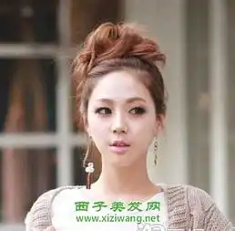 萌系甜美女生头像发型