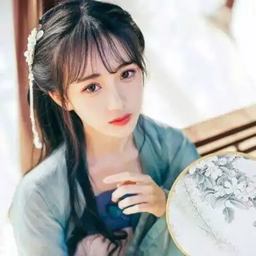 女真人禁欲系头像安悦溪