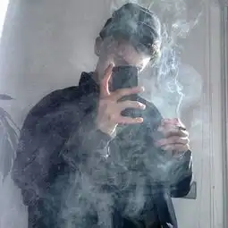 头像不要吃着碗里的惦记锅里的,直接抱着锅吃多省心
