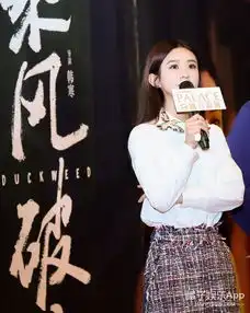 穿上白衬衫和小白鞋的赵丽颖,简直就是最美的治愈系初恋女孩