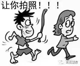 柳州男子挥舞1米长刀,自称九五之尊,协警一招空手夺白刃...