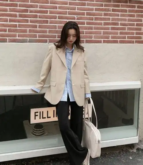 时尚达人才知道的春季减龄穿搭,两种风格随意切换,少女感十足