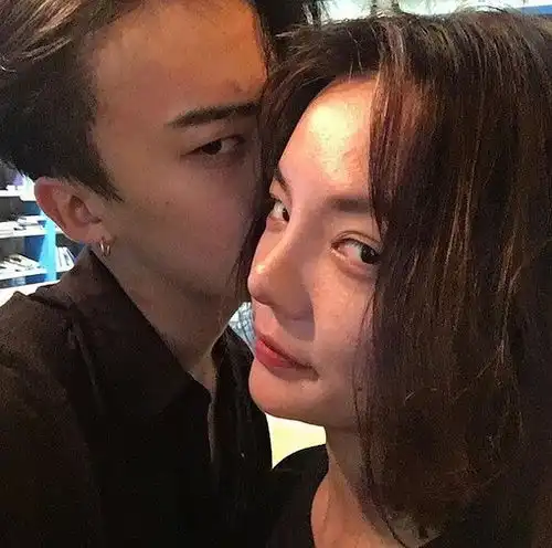 daisy妤故情侣头像情头单张韩系