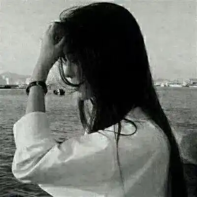 女生背影头像侧脸高冷