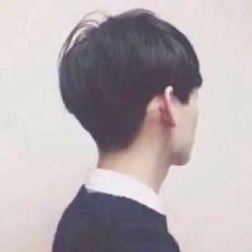 头像男粉色系背影肖像