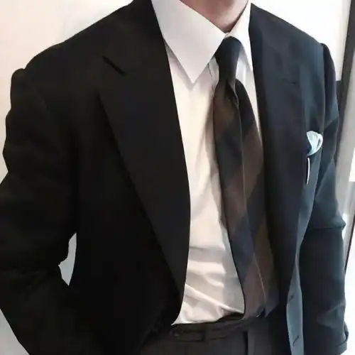 白色系头像男生高级质感