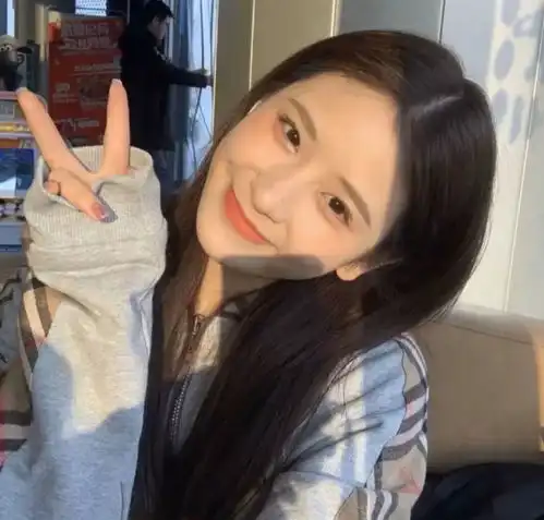 温柔女头这个夏天这么热,我可以把暗恋变成热恋吗