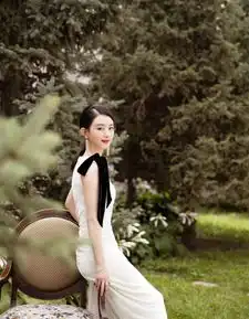 赵丽颖美艳复出,气质大变,眼睛变化最明显,换了头像果然不一样