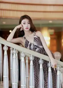吴谨言新鲜出炉的穿搭,愿小姐姐未来越来越美