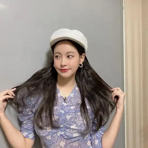 春天疯狂种草的这些治愈系穿搭,连同少女心一起打包