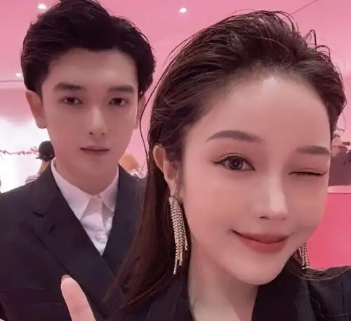 网红林珊珊与大白离婚,曾买下3000万豪宅,与王思聪关系密切