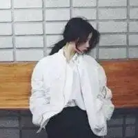 白衬衫女头像霸气微信头像图片大全