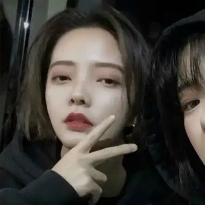 闺蜜头像一左一右配对丧