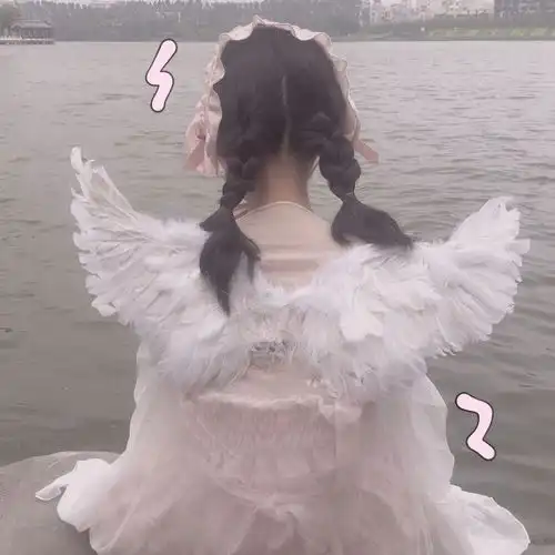 还在用情头最近流行洛丽塔小翅膀闺蜜头像,张张甜掉大牙