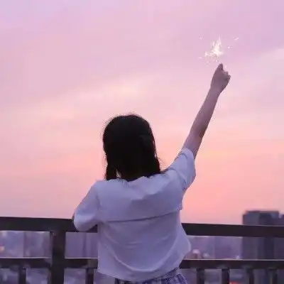 道系风格情侣头像