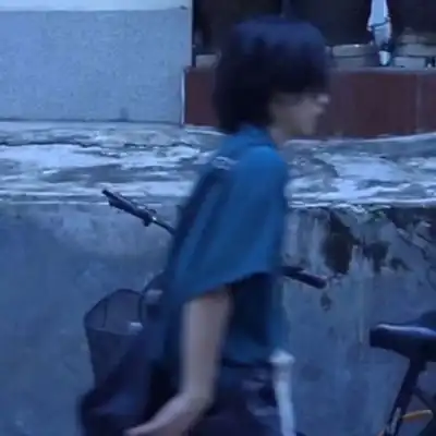 蓝色系头像男简约成熟