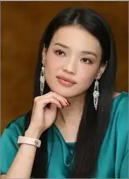 舒淇优雅装扮比性感更迷人