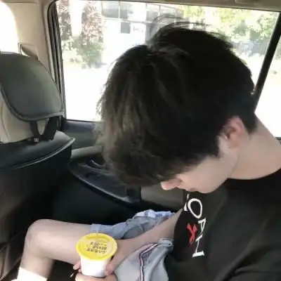 丧系伤感让人忧郁的男头颓废时期专用的男头