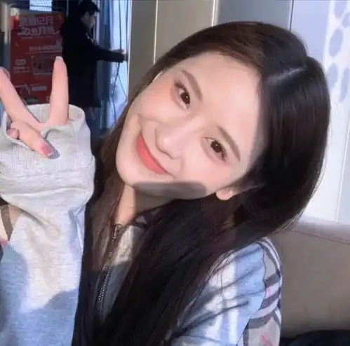 俏皮可爱女头你对我好我也给你回报,你对我情深意重,我还你心真坦诚