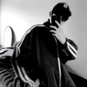 黑色冷酷系男头像图片黑