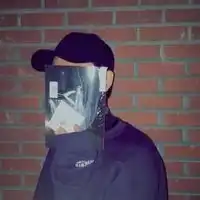 红色系头像男生霸气帽子