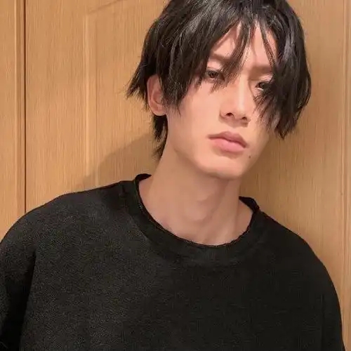 她怎么还不向我表白,再叫她多喝热水试试