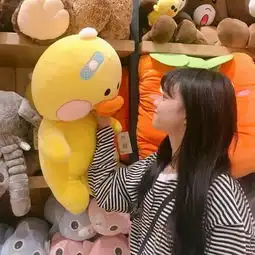 萌系甜美女生头像比基尼