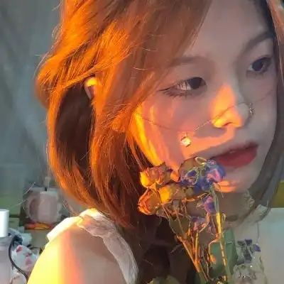 活在这珍贵的人间,星辰闪烁云朵温柔