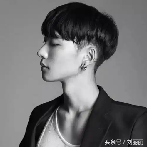 为什么这些男发最近这么火男生都在剪