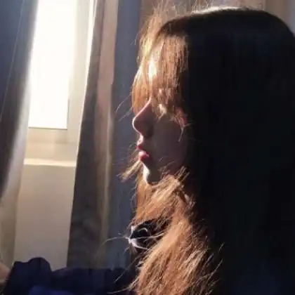 qq女生丧系头像两性关系