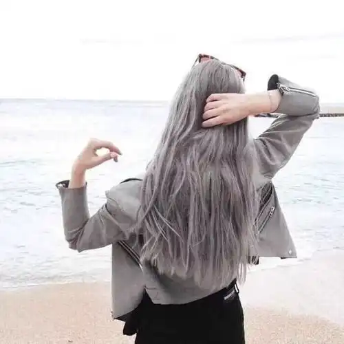 白色系头像女生高级感色
