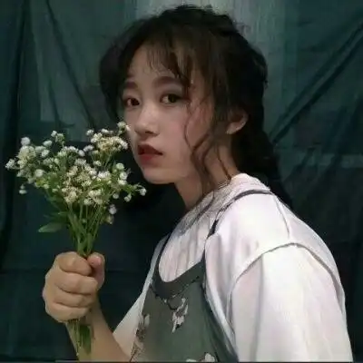 霸气白衬衫部位女头像