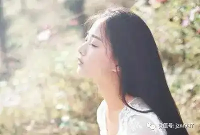 表情别拿尊严,挽留不值得的感情记忆怎表情