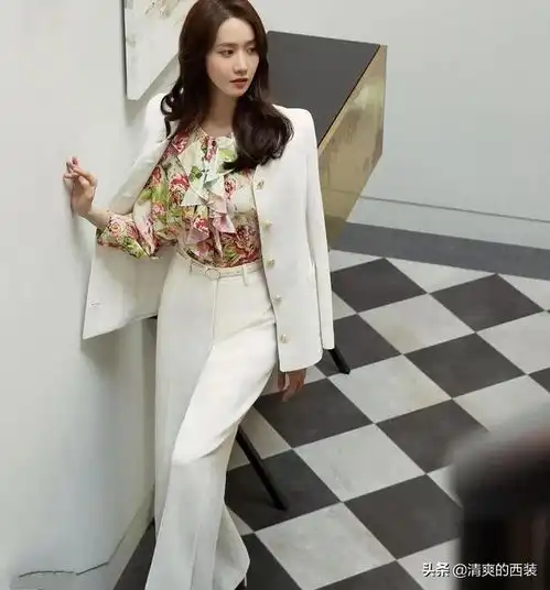 人间小仙女林允儿,知性优雅美丽动人...