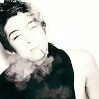男生用的qq伤感一些的网名带字或不带字的男生抽烟头像图片