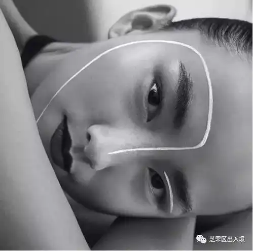 这个成都氧气美女,用画治愈南美罪犯和流浪汉,登上当地报纸头条,中国却少有人知
